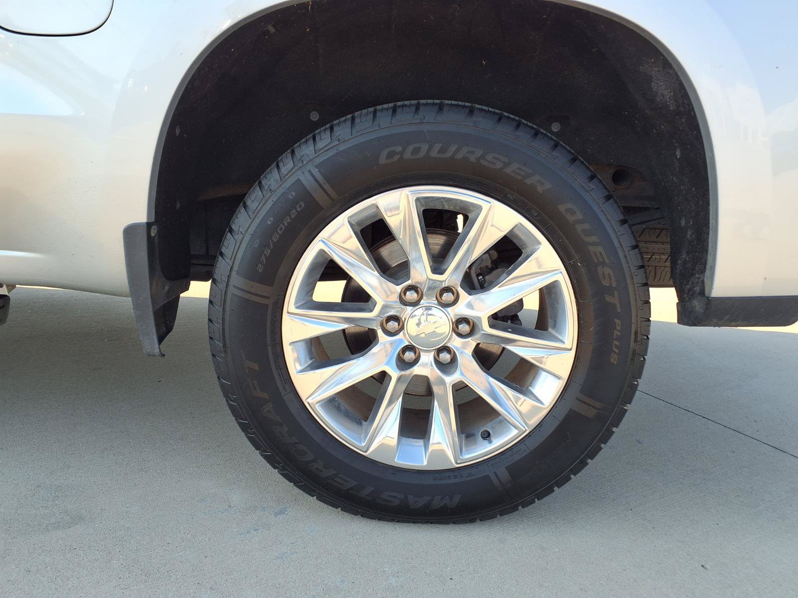 Used 2019 Chevrolet Silverado 1500 LTZ w/ LTZ Premium Package AWD/4WD image 9