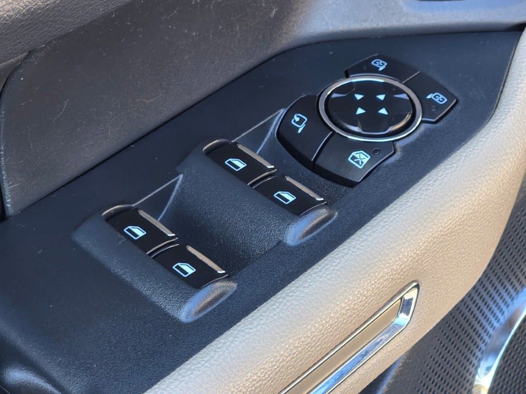 Used 2024 Ford Expedition Limited image 25