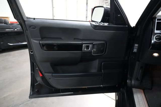 Used 2011 Land Rover Range Rover HSE LUX AWD/4WD image 17