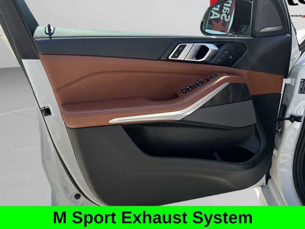 Used 2025 BMW X5 xDrive40i w/ M Sport Package AWD/4WD image 20