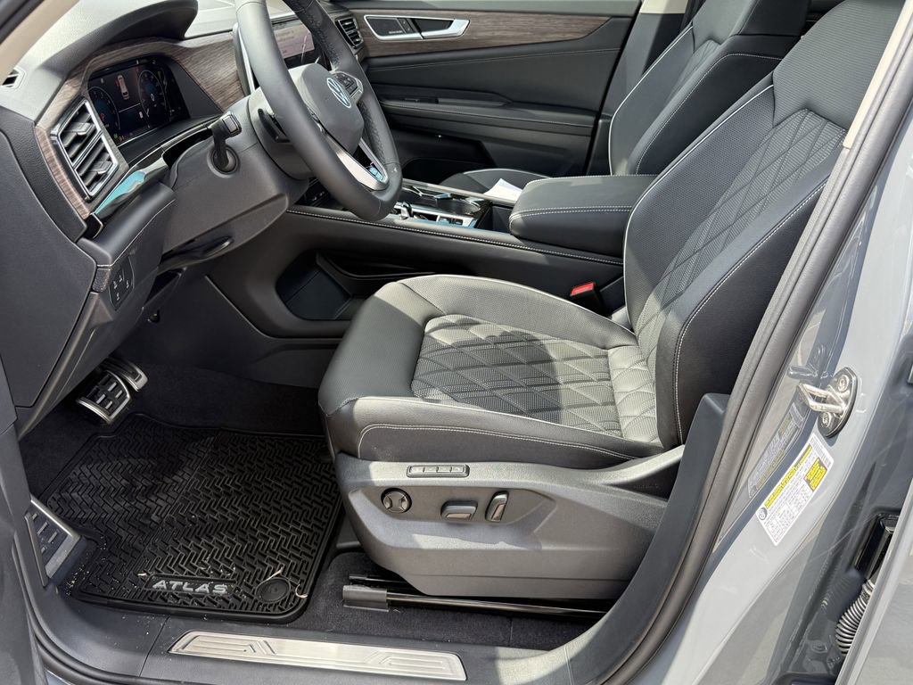 New 2026 Volkswagen Atlas SEL Premium R-Line AWD/4WD image 12