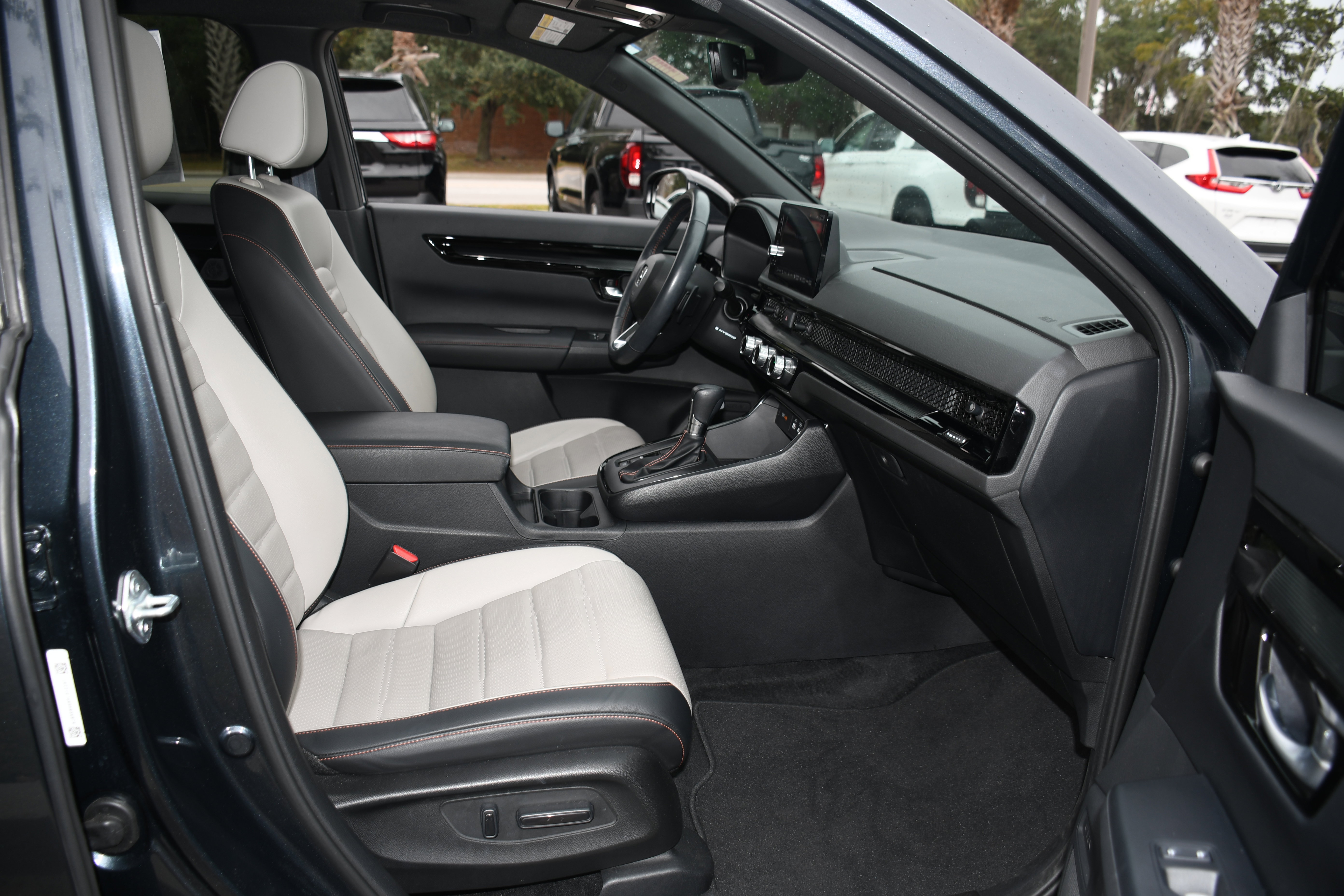 Certified 2023 Honda CR-V Sport Touring image 22