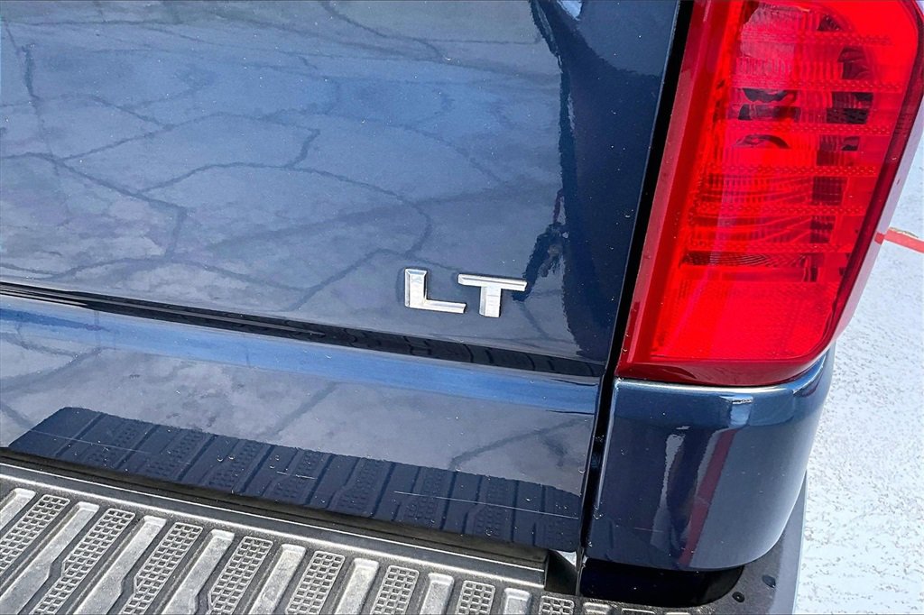 Used 2019 Chevrolet Silverado 1500 LT w/ All-Star Edition image 21