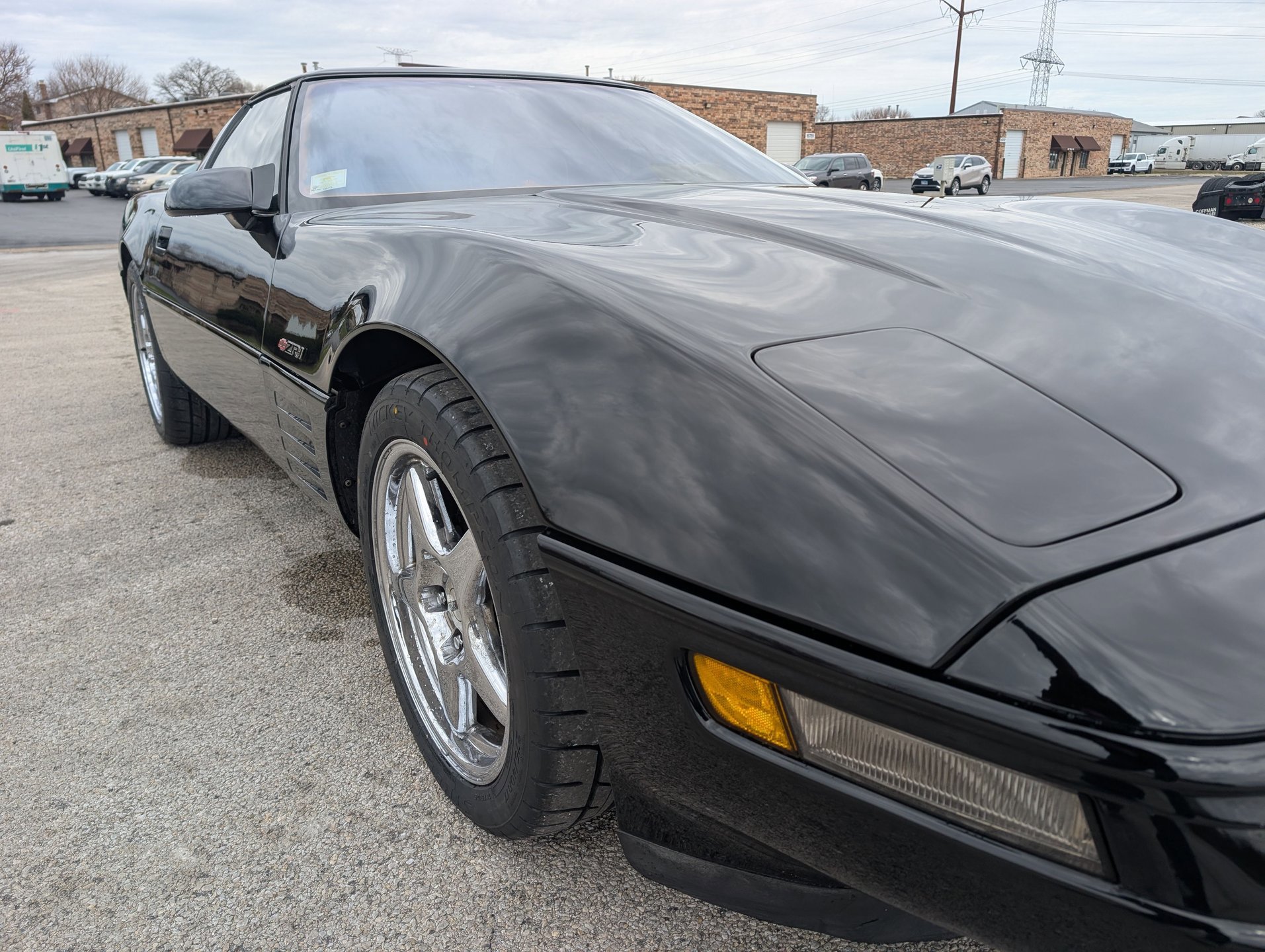 Used 1991 Chevrolet Corvette ZR-1 image 32