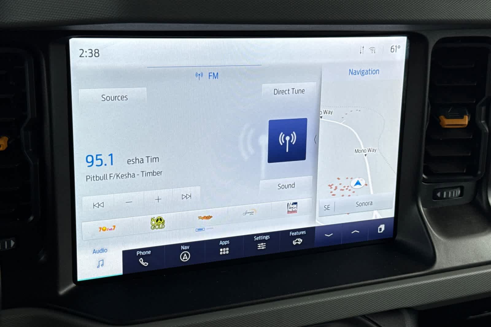Used 2023 Ford Bronco Badlands image 21
