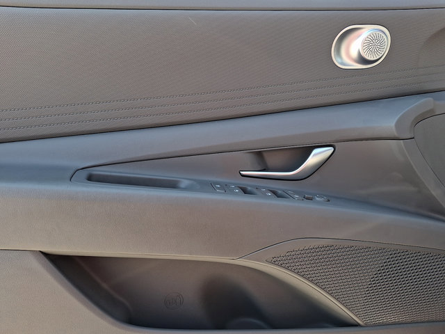 Certified 2023 Hyundai Elantra SEL image 12