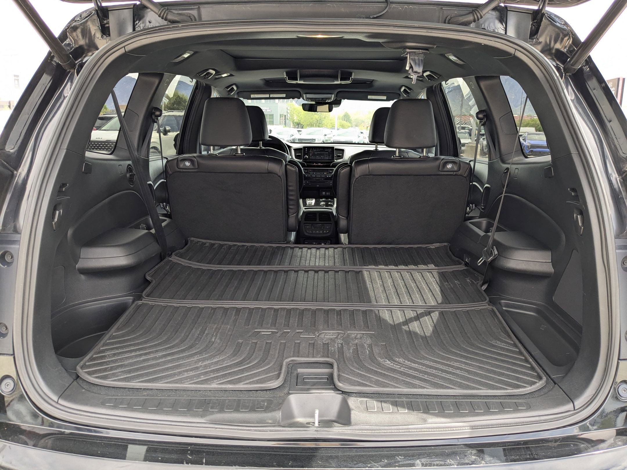 Used 2020 Honda Pilot Black Edition image 31