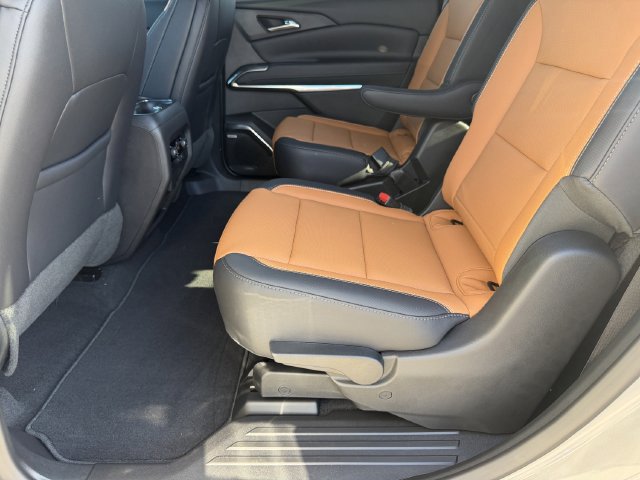 New 2027 Chevrolet Traverse Z71 w/ Enhanced Driving Package AWD/4WD image 22
