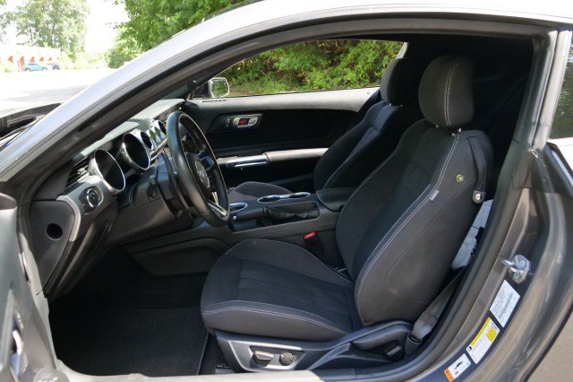Used 2021 Ford Mustang GT RWD image 24