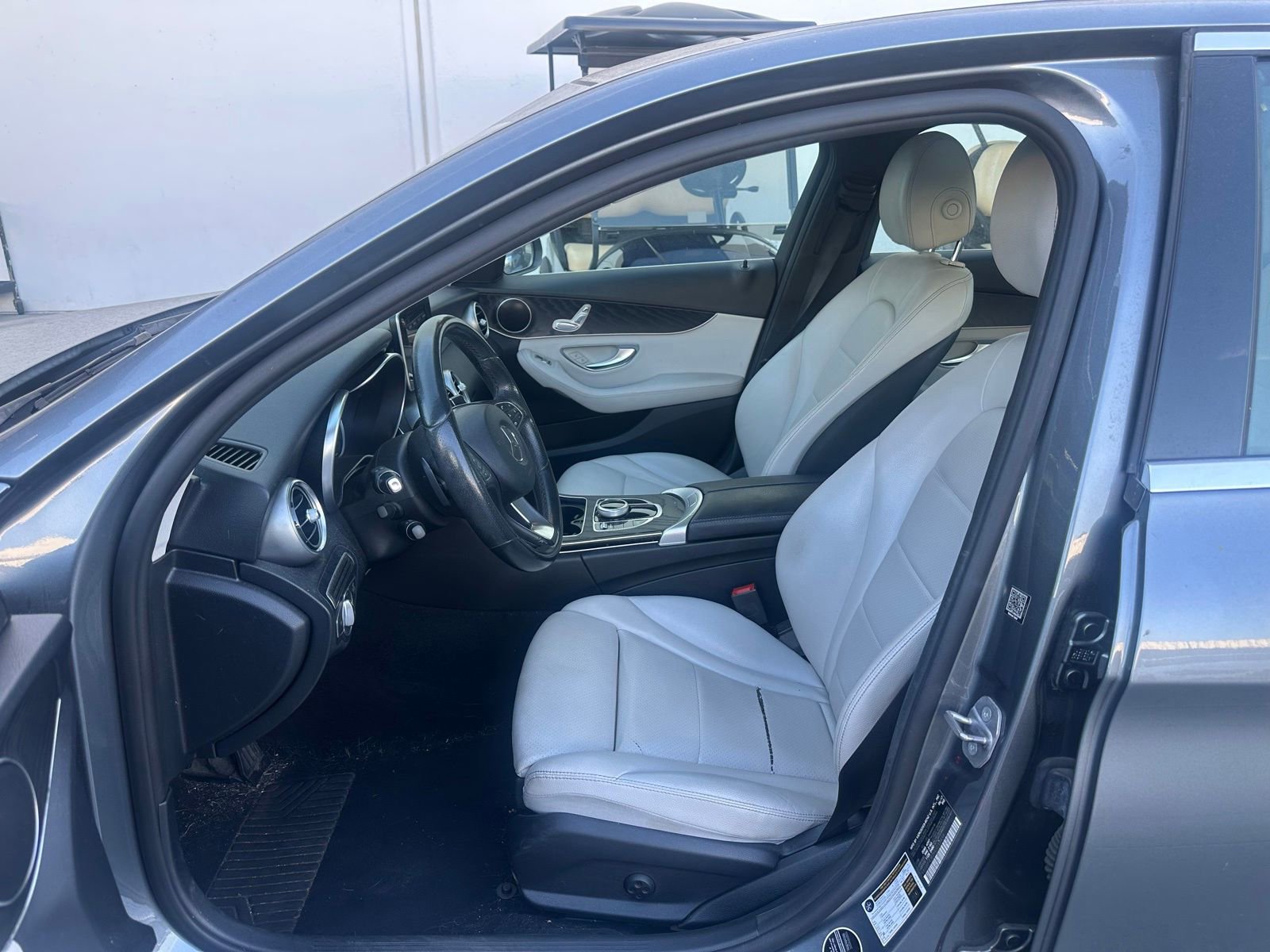 Used 2017 Mercedes-Benz C 300 Sedan image 2