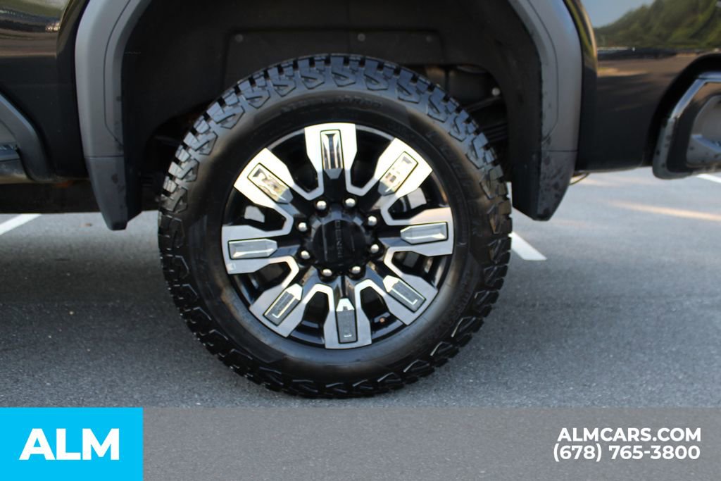 Used 2024 GMC Sierra 3500 Denali w/ Denali Reserve Package image 16