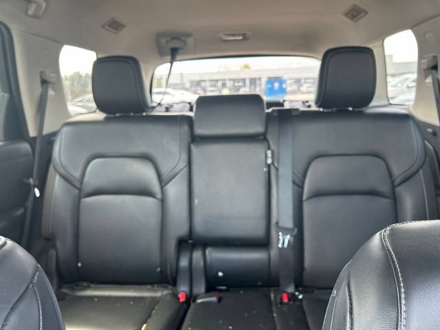 Used 2024 Nissan Pathfinder SL AWD/4WD image 31