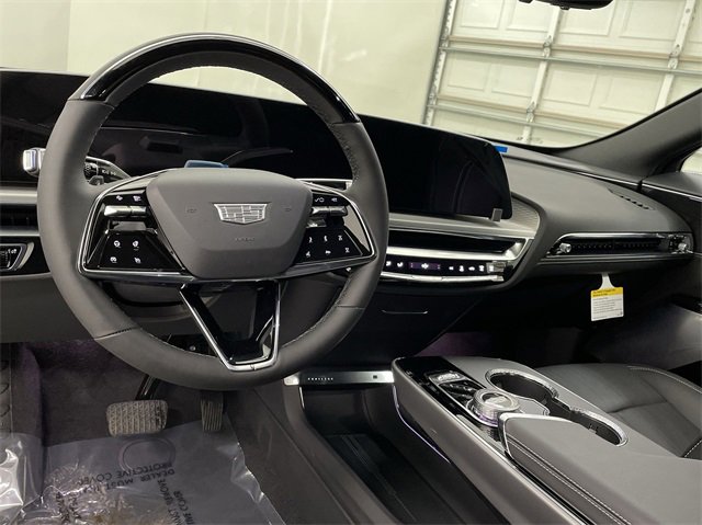 New 2025 Cadillac Lyriq Sport image 21