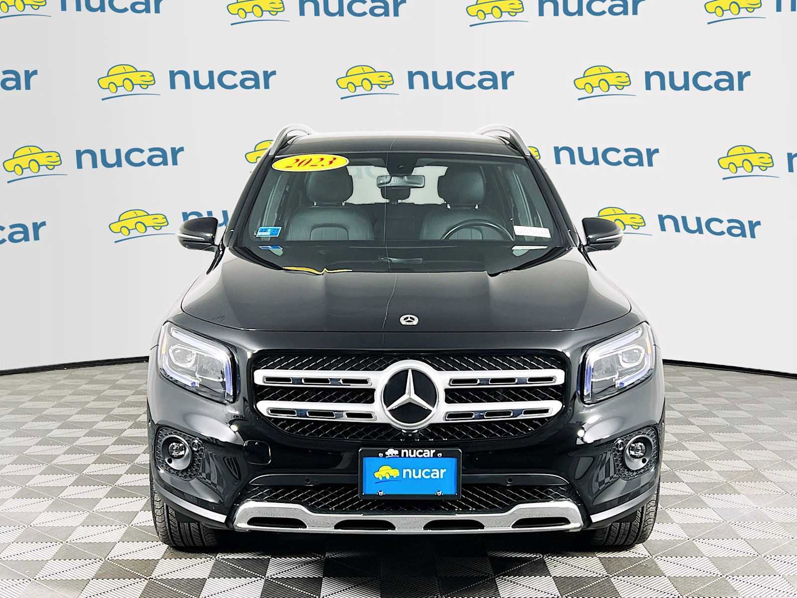 Used 2023 Mercedes-Benz GLB 250 4MATIC image 2