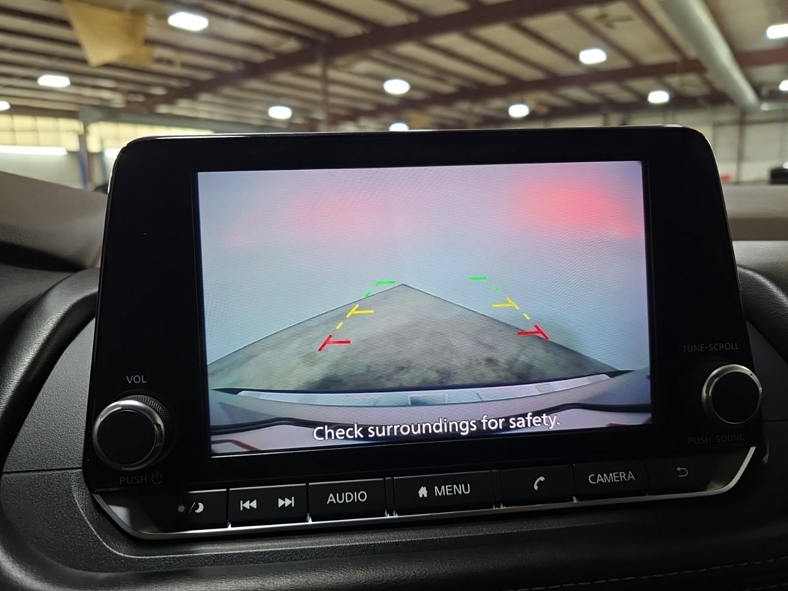 Used 2022 Nissan Rogue SV image 22