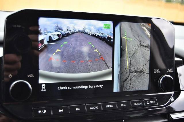 Certified 2025 Nissan Pathfinder Platinum image 15