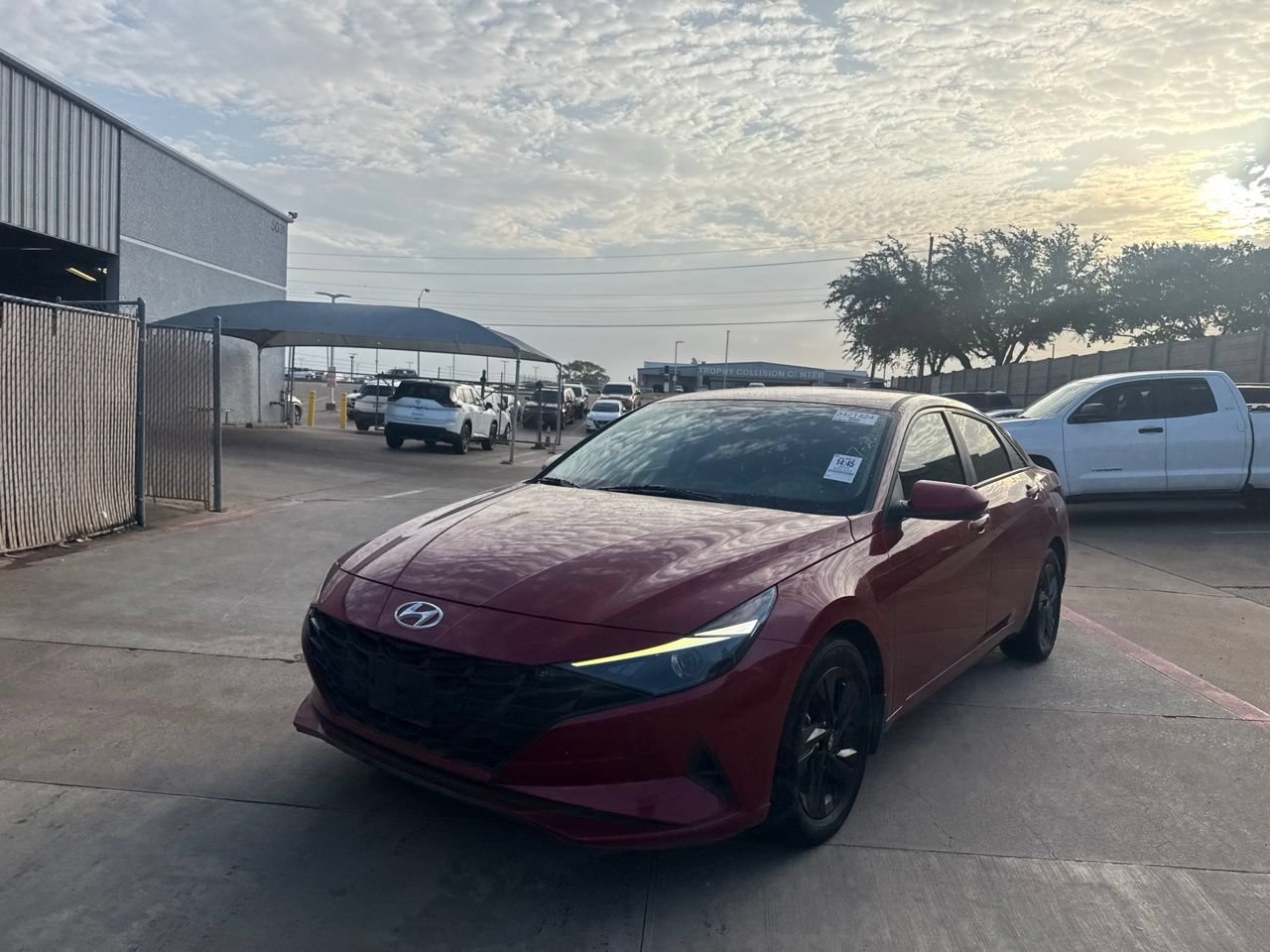 Used 2023 Hyundai Elantra SEL FWD image 7