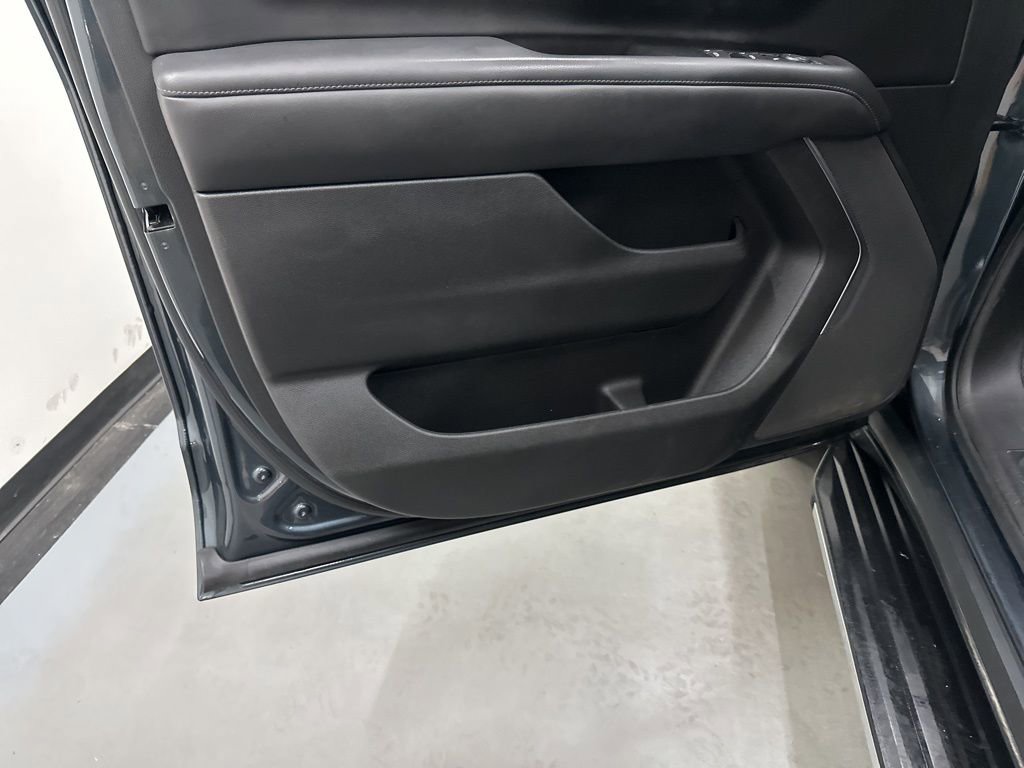 Used 2021 Chevrolet Tahoe LS image 34