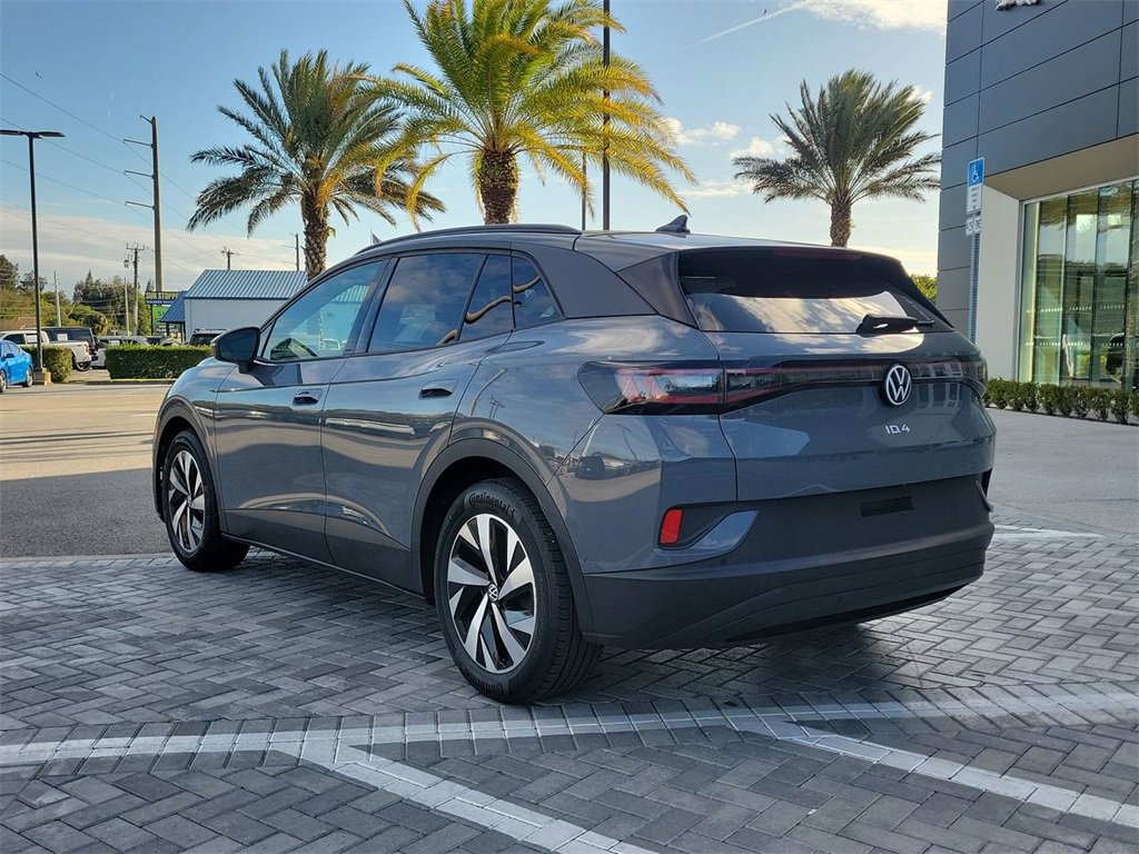 Used 2024 Volkswagen ID.4 2WD image 3