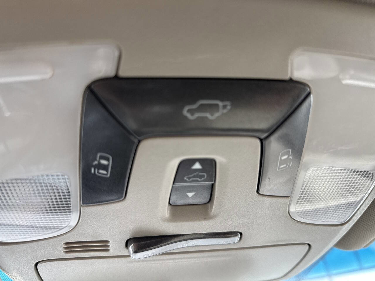 Used 2015 Toyota Sienna image 79