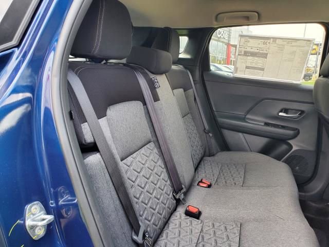 New 2026 Nissan Kicks SV w/ Cold Weather Package image 15