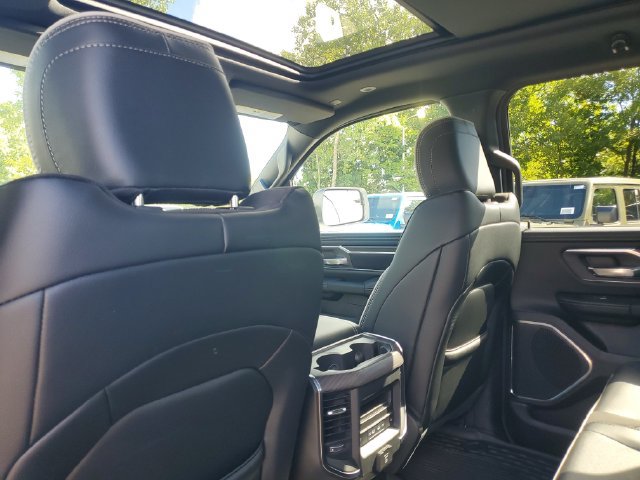 New 2026 RAM 1500 Laramie w/ Sport Appearance Package AWD/4WD image 10