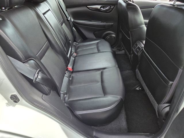 Used 2022 Nissan Rogue Sport SL AWD/4WD image 15