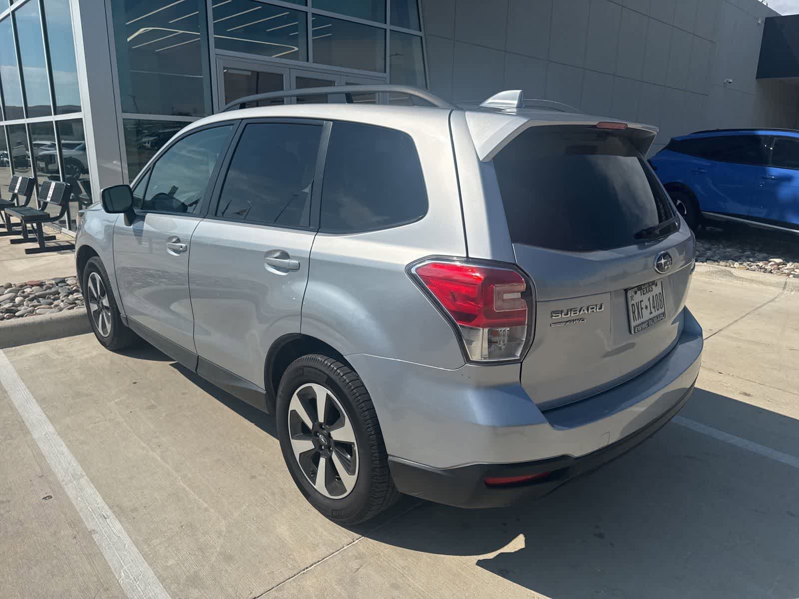 Used 2018 Subaru Forester 2.5i Premium w/ All-Weather Package AWD/4WD image 2