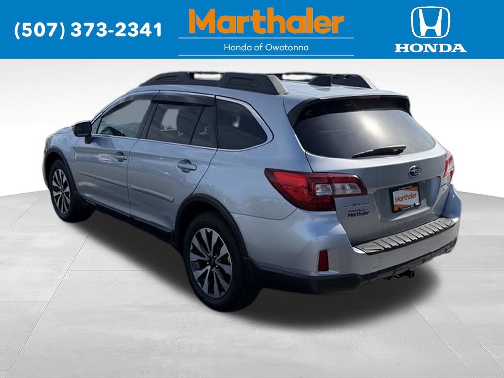 Used 2016 Subaru Outback 3.6R Limited AWD/4WD image 3