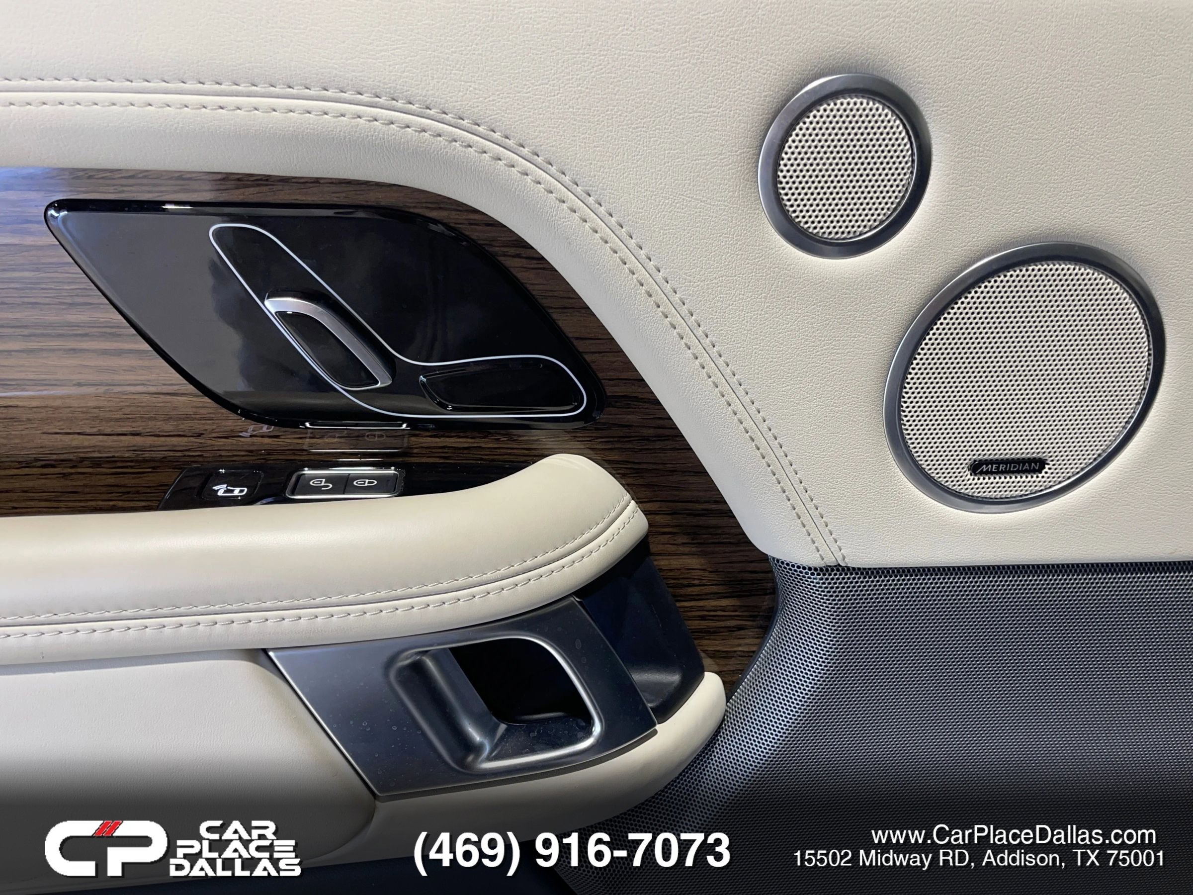 Used 2018 Land Rover Range Rover HSE image 27