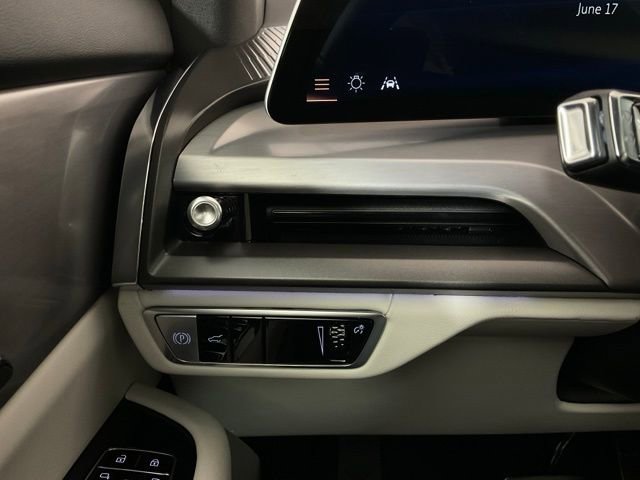 New 2026 Cadillac Vistiq Sport image 23