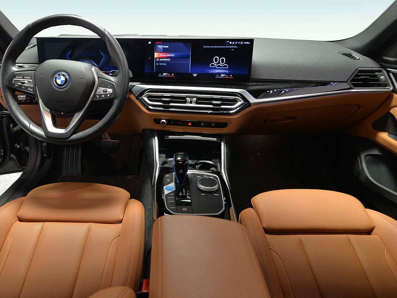 Used 2023 BMW i4 eDrive40 w/ Premium Package image 12