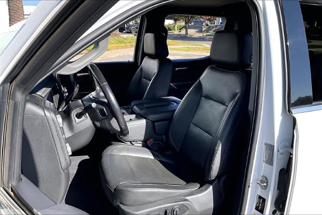Used 2019 GMC Sierra 1500 SLT w/ X31 Off-Road Package AWD/4WD image 24