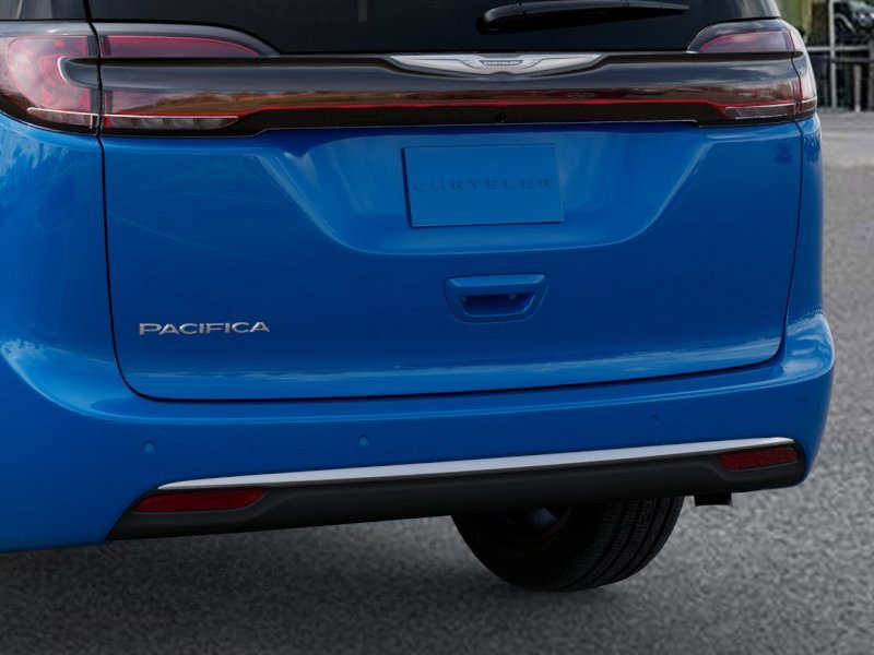 New 2026 Chrysler Pacifica Pinnacle image 13