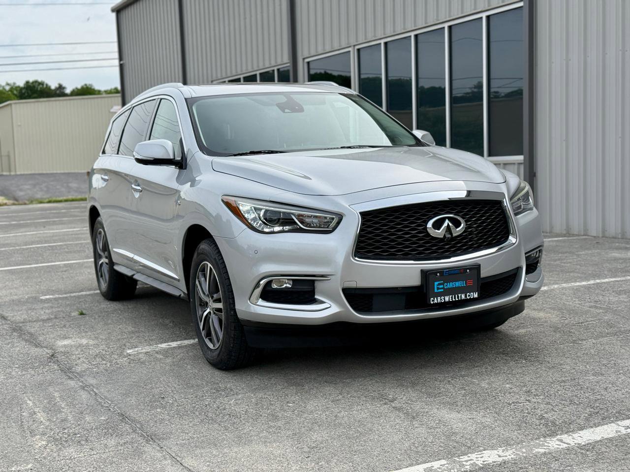 Used 2019 INFINITI QX60 Luxe w/ Essential Package AWD/4WD image 12