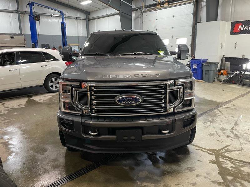 Used 2022 Ford F350 Limited image 7