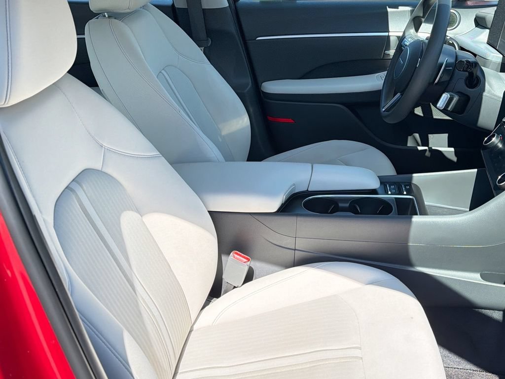 Certified 2024 Hyundai Sonata SEL FWD image 25