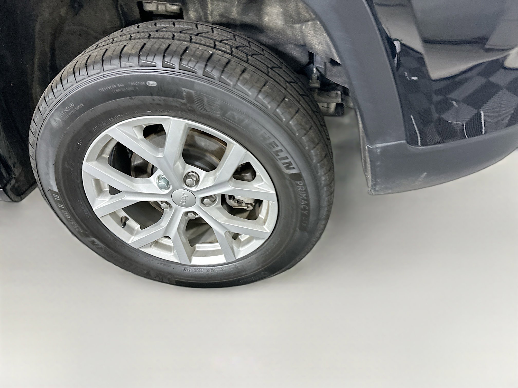 Used 2023 Jeep Grand Cherokee Limited image 11