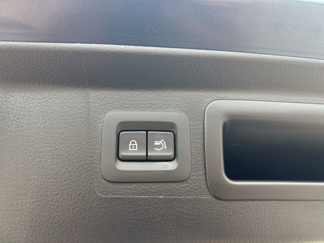 Used 2025 MAZDA CX-50 AWD 2.5 S w/ Preferred Package image 19