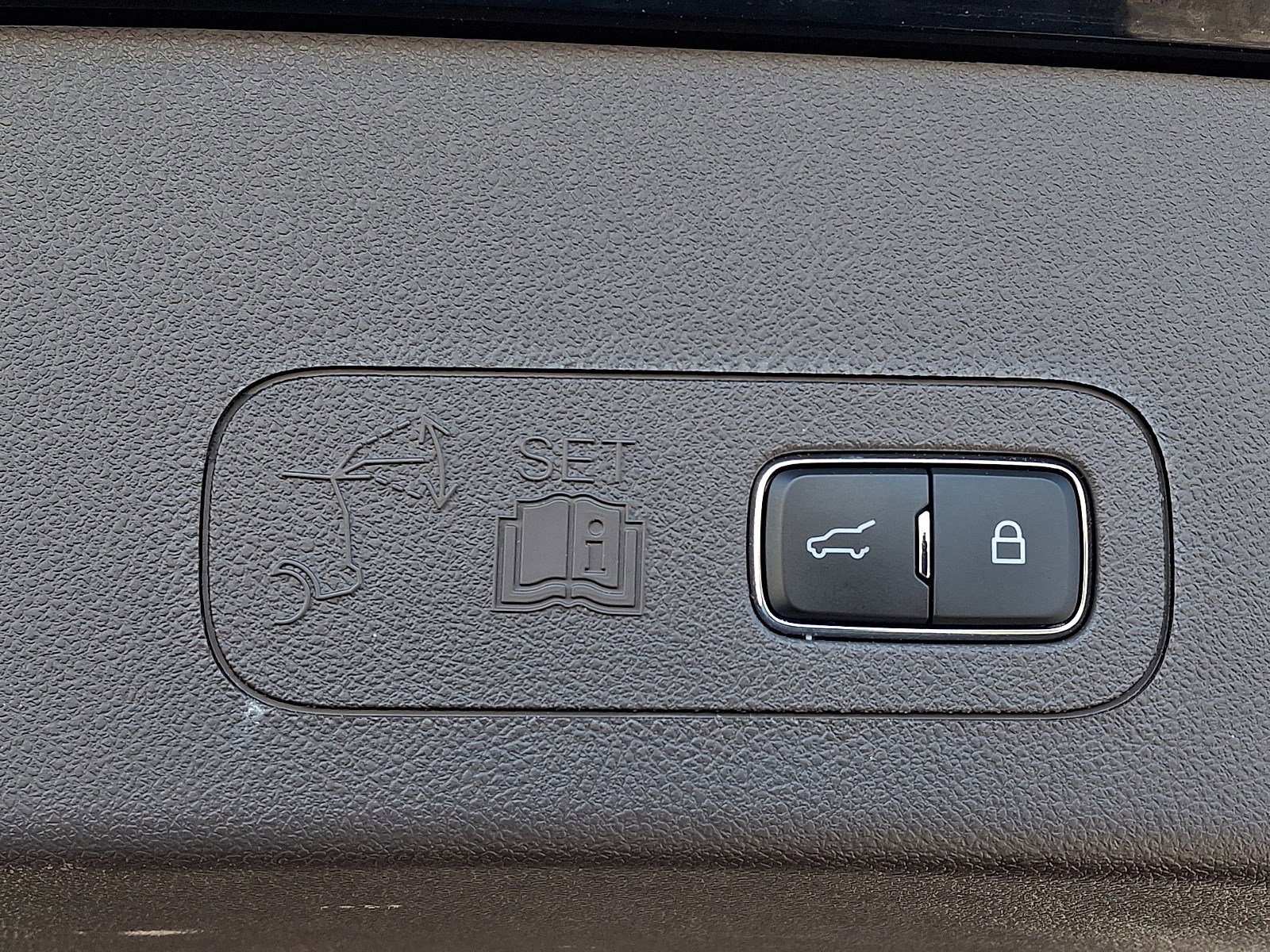 Certified 2023 Lincoln Aviator Reserve w/ Equipment Group 201A image 29