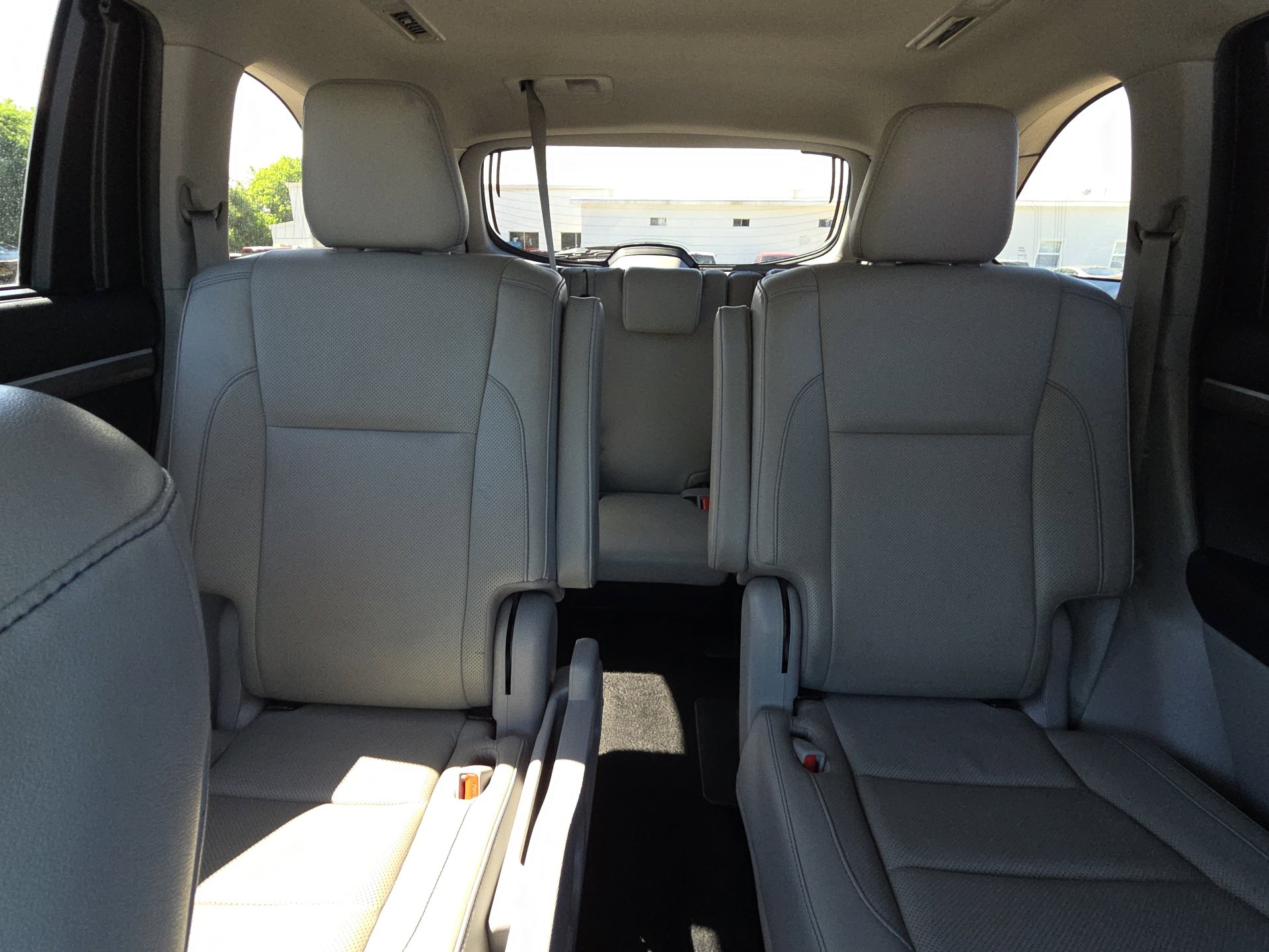 Used 2019 Toyota Highlander Limited AWD/4WD image 25
