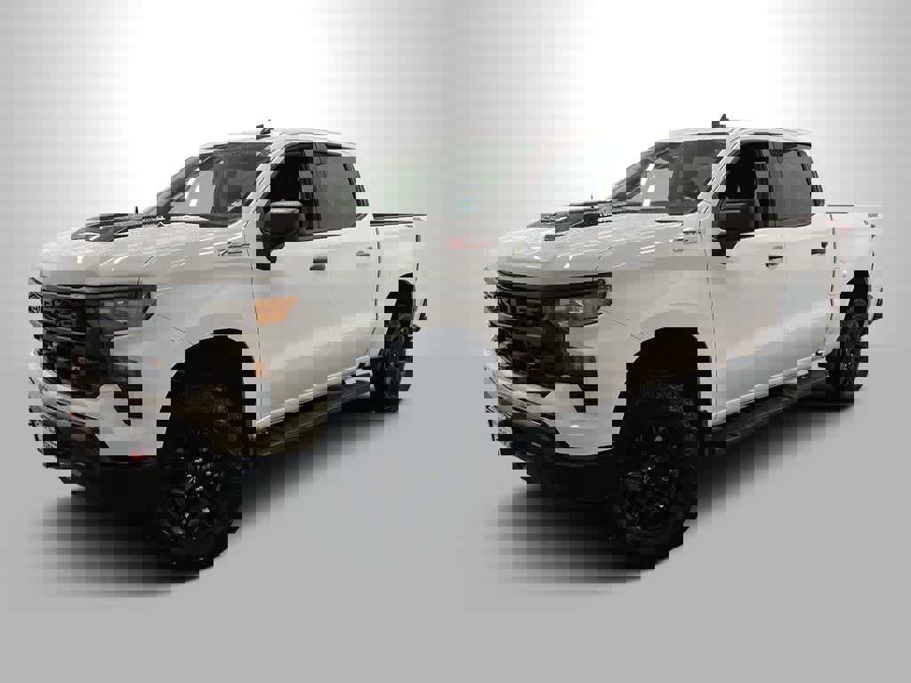 Used 2025 Chevrolet Silverado 1500 Custom Trail Boss image 1