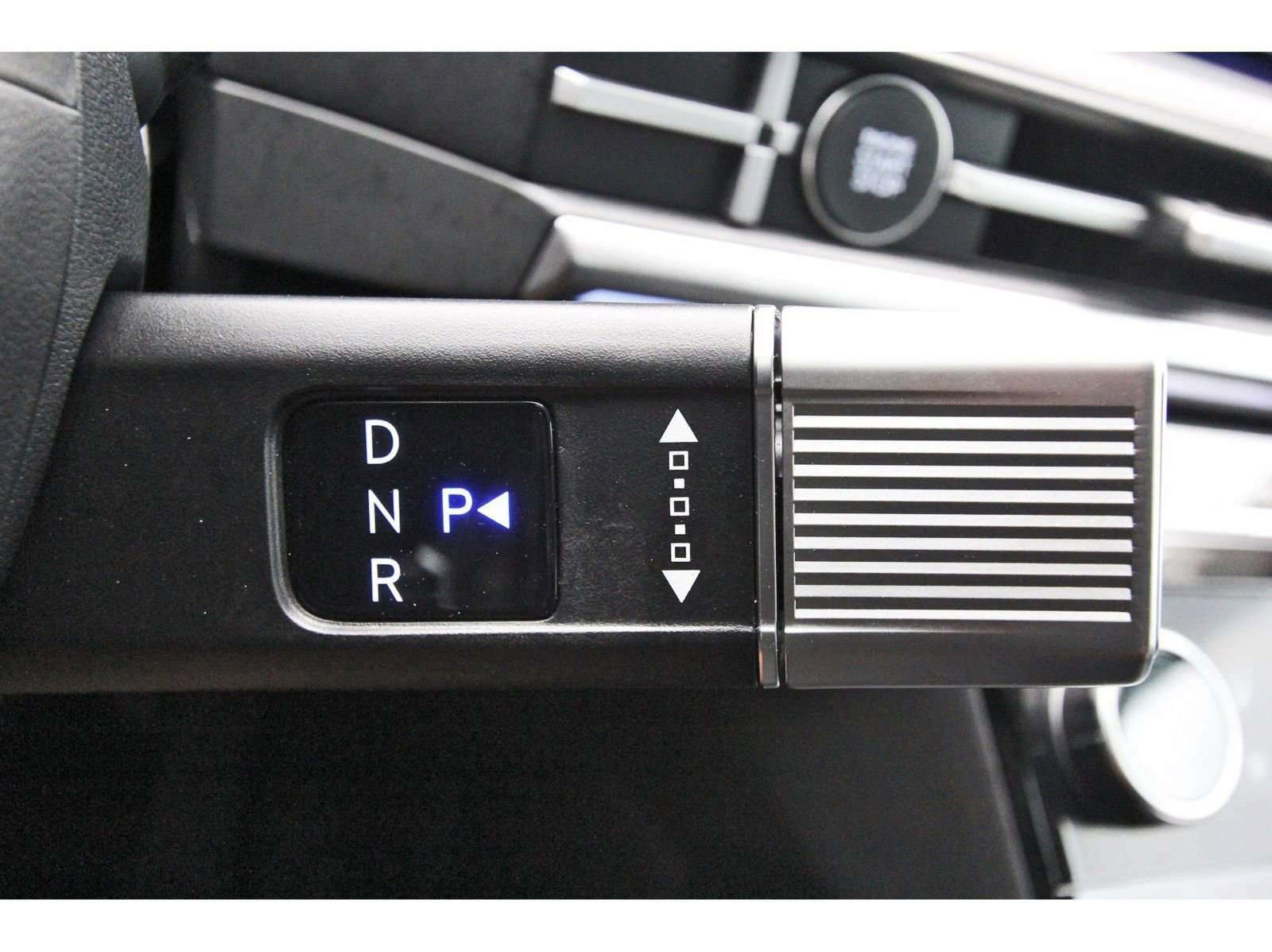 Used 2025 Hyundai Santa Fe Limited image 19