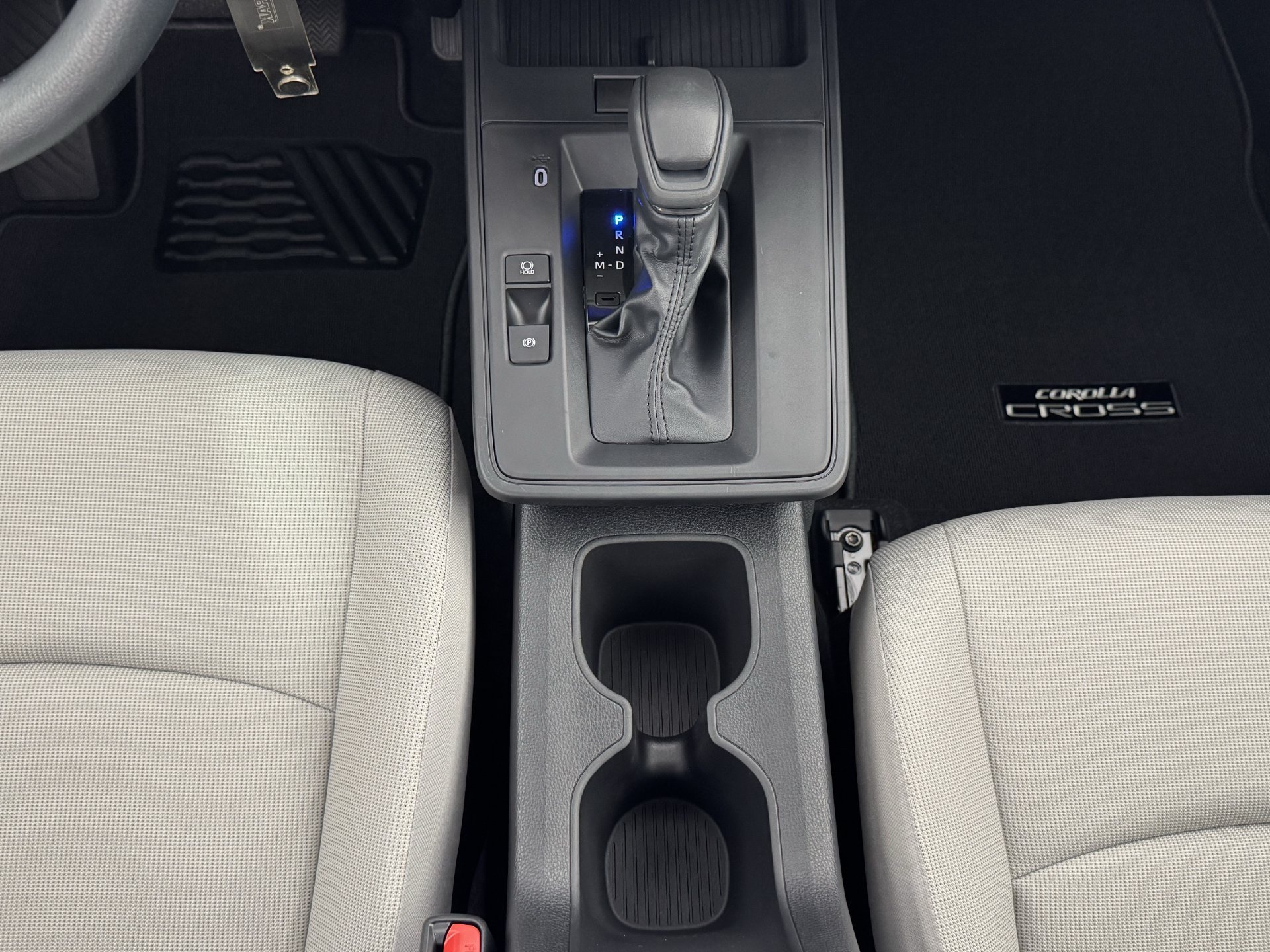New 2026 Toyota Corolla Cross L FWD image 9
