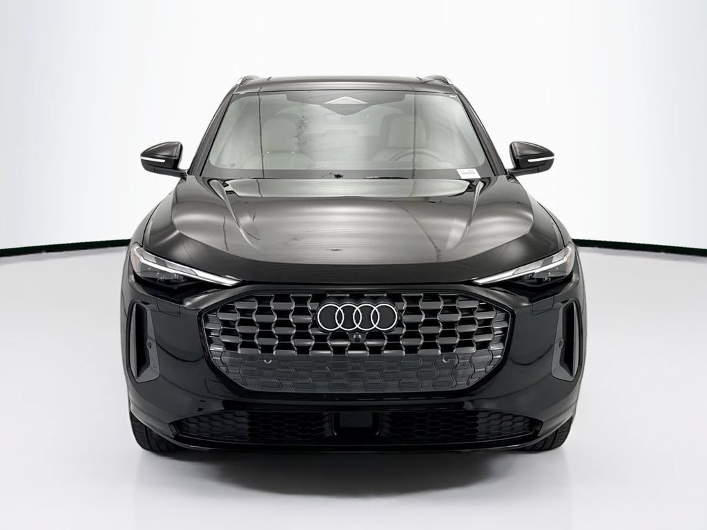 Used 2025 Audi Q5 Premium AWD/4WD image 2