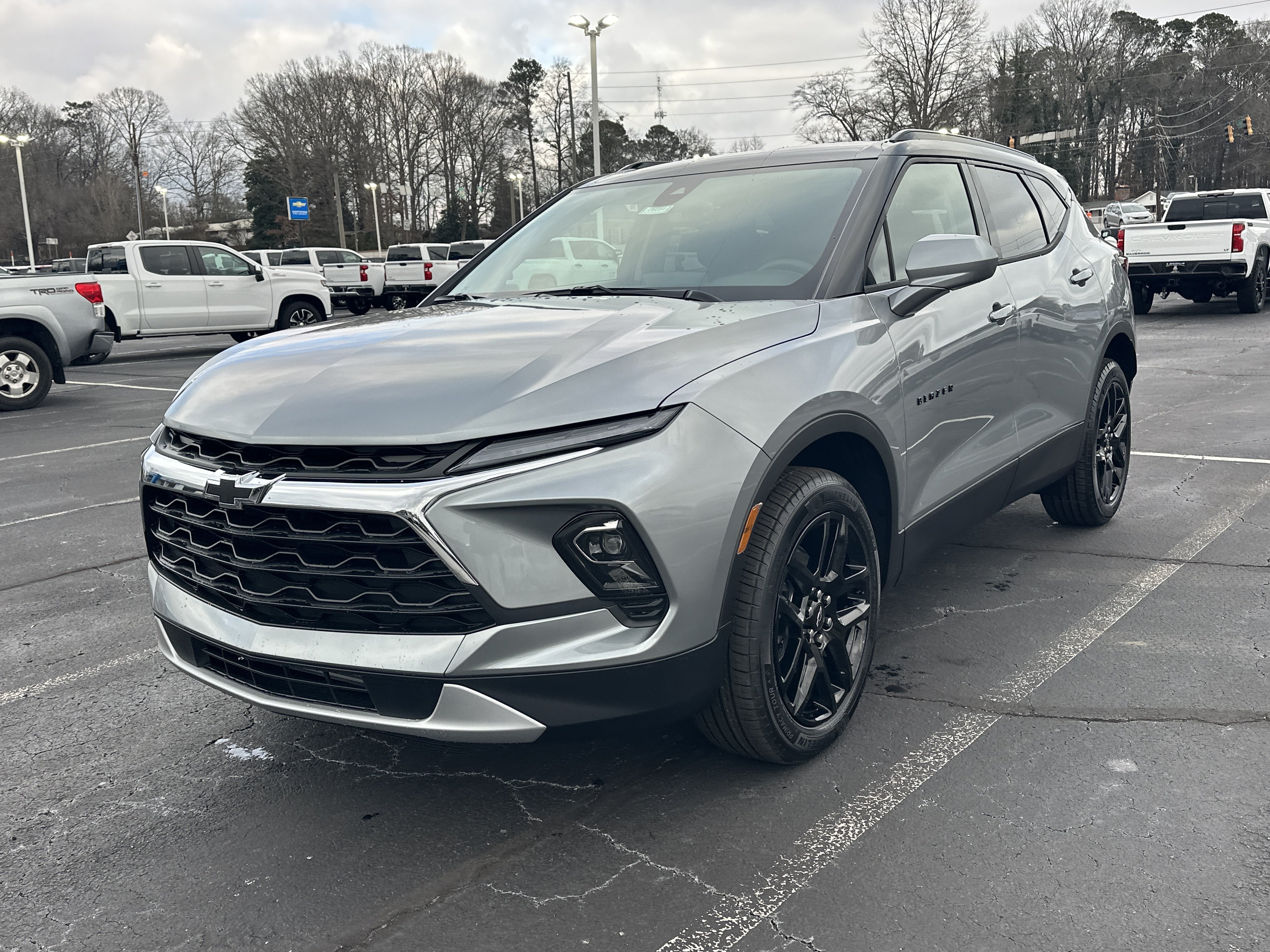 New 2026 Chevrolet Blazer LT w/ Convenience Package FWD image 5
