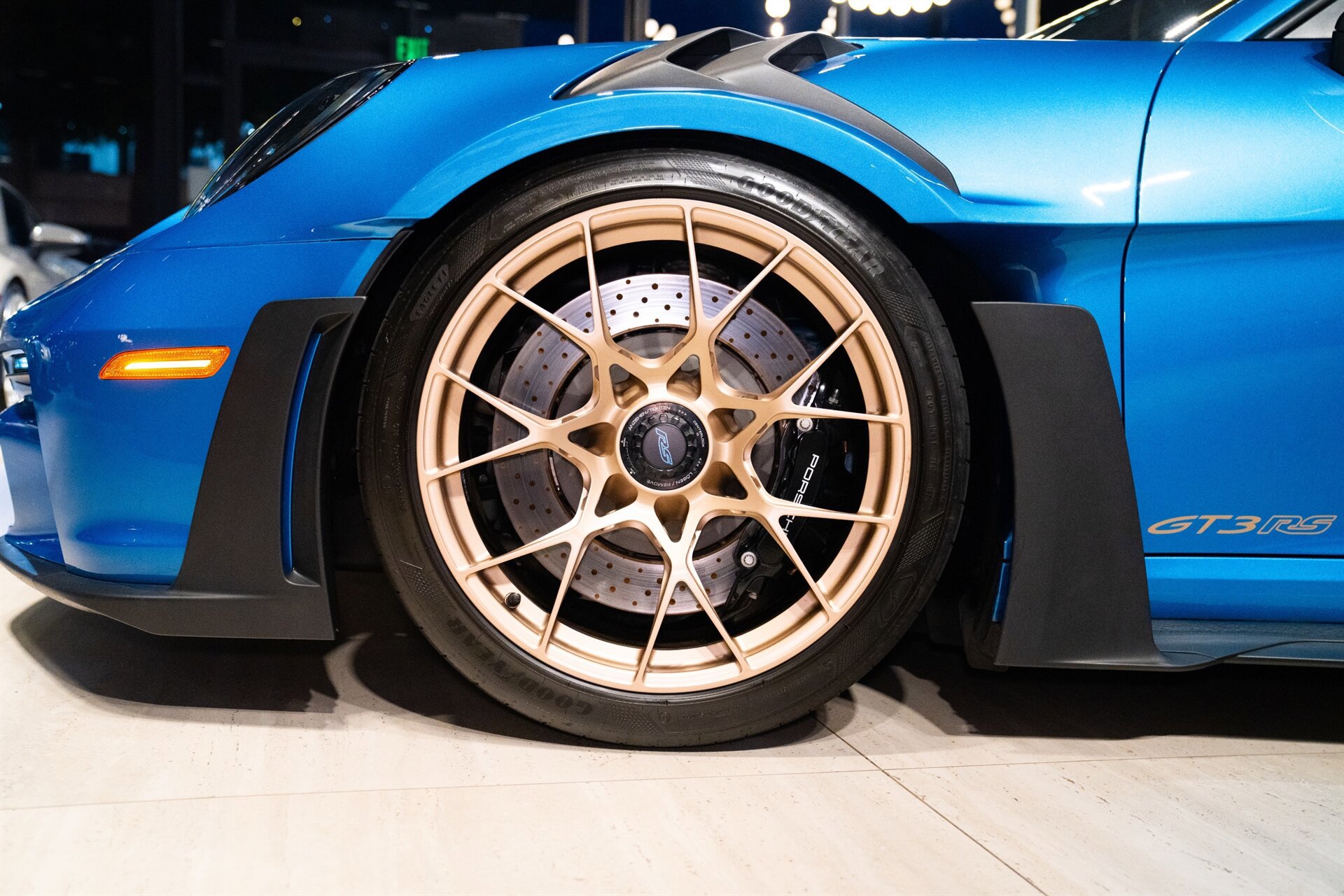 Used 2025 Porsche 911 GT3 RS RWD image 14