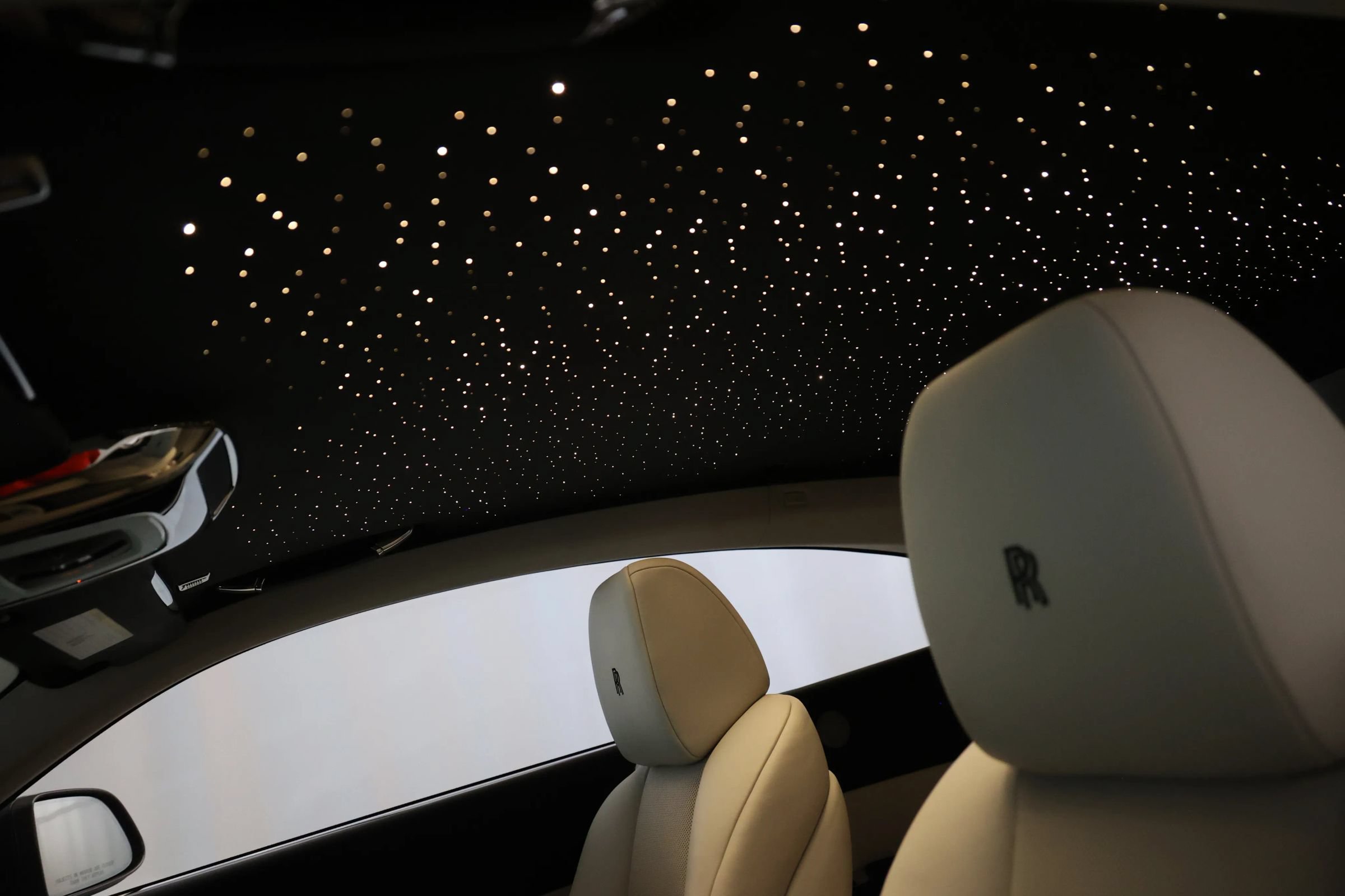Used 2017 Rolls-Royce Wraith RWD image 5