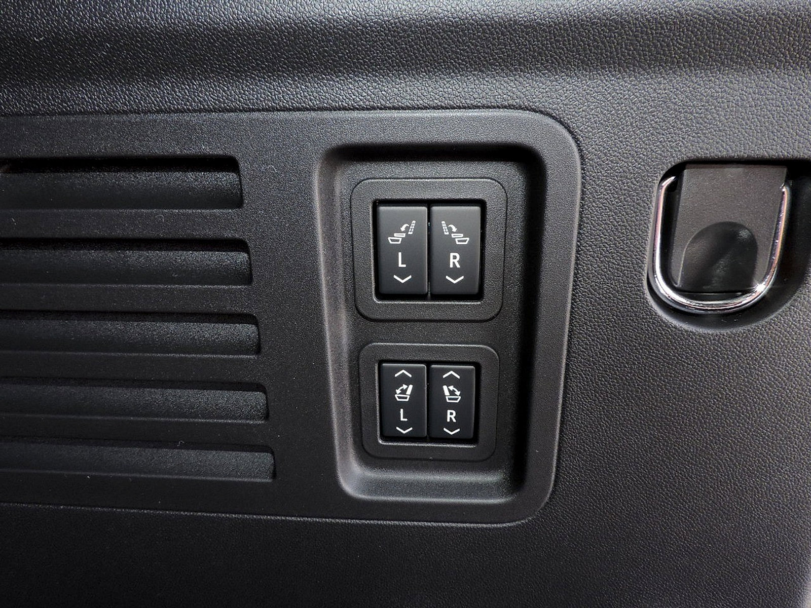 New 2026 Buick Enclave Sport Touring w/ Power Package image 14