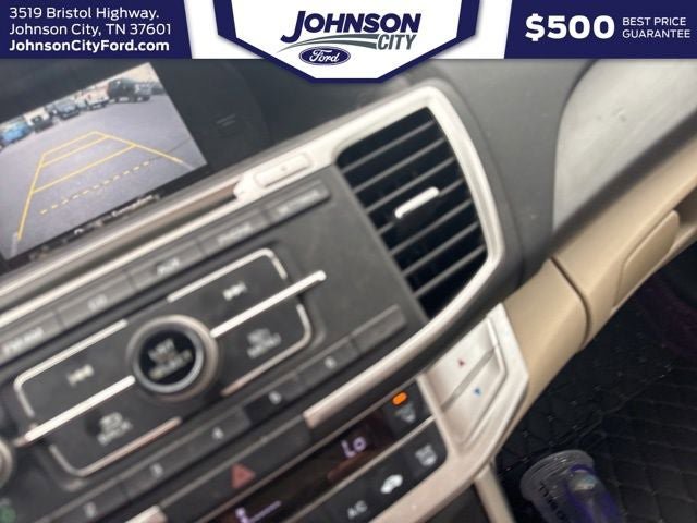 Used 2015 Honda Accord LX image 18